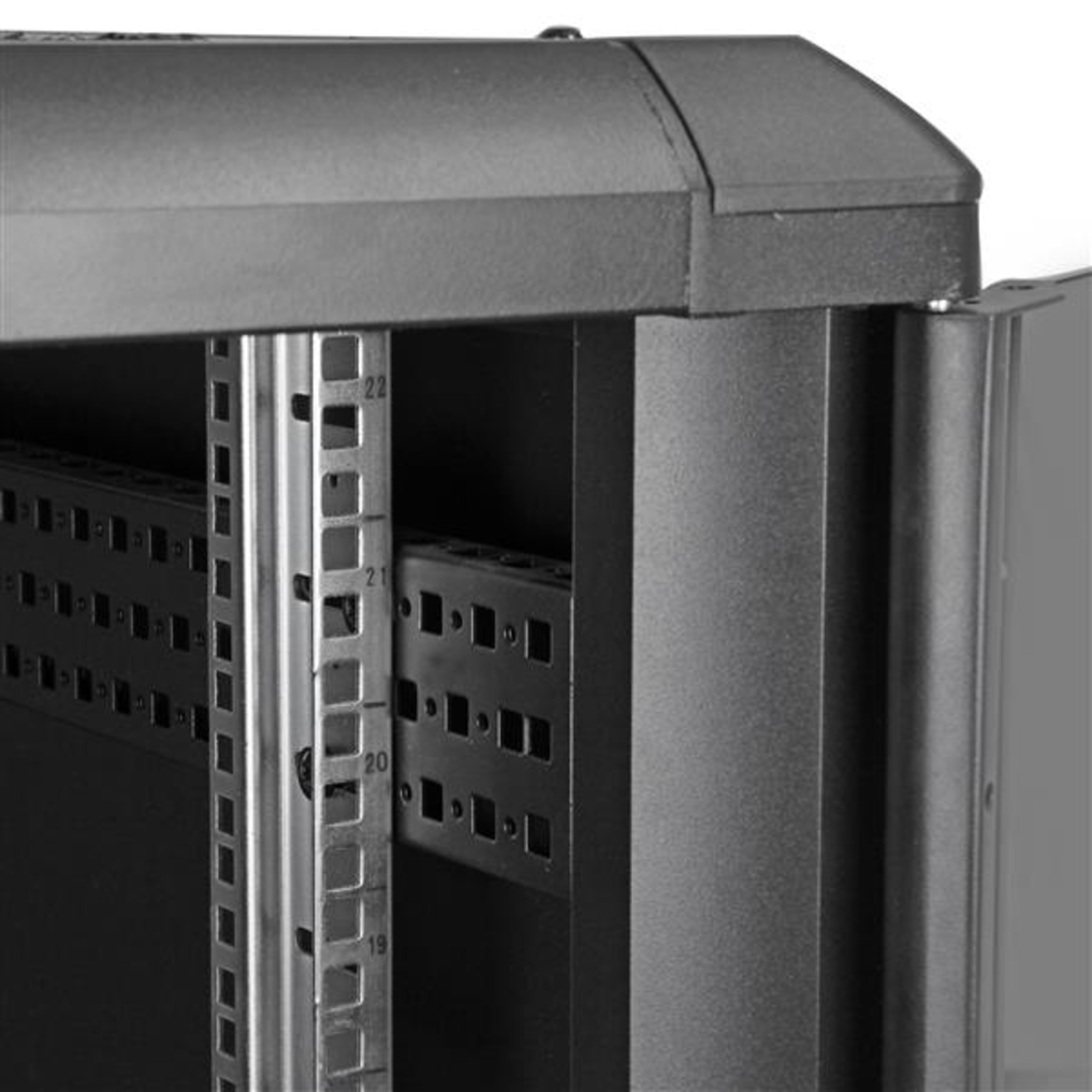 StarTech.com 22U 36IN SERVER Rack Cabinet