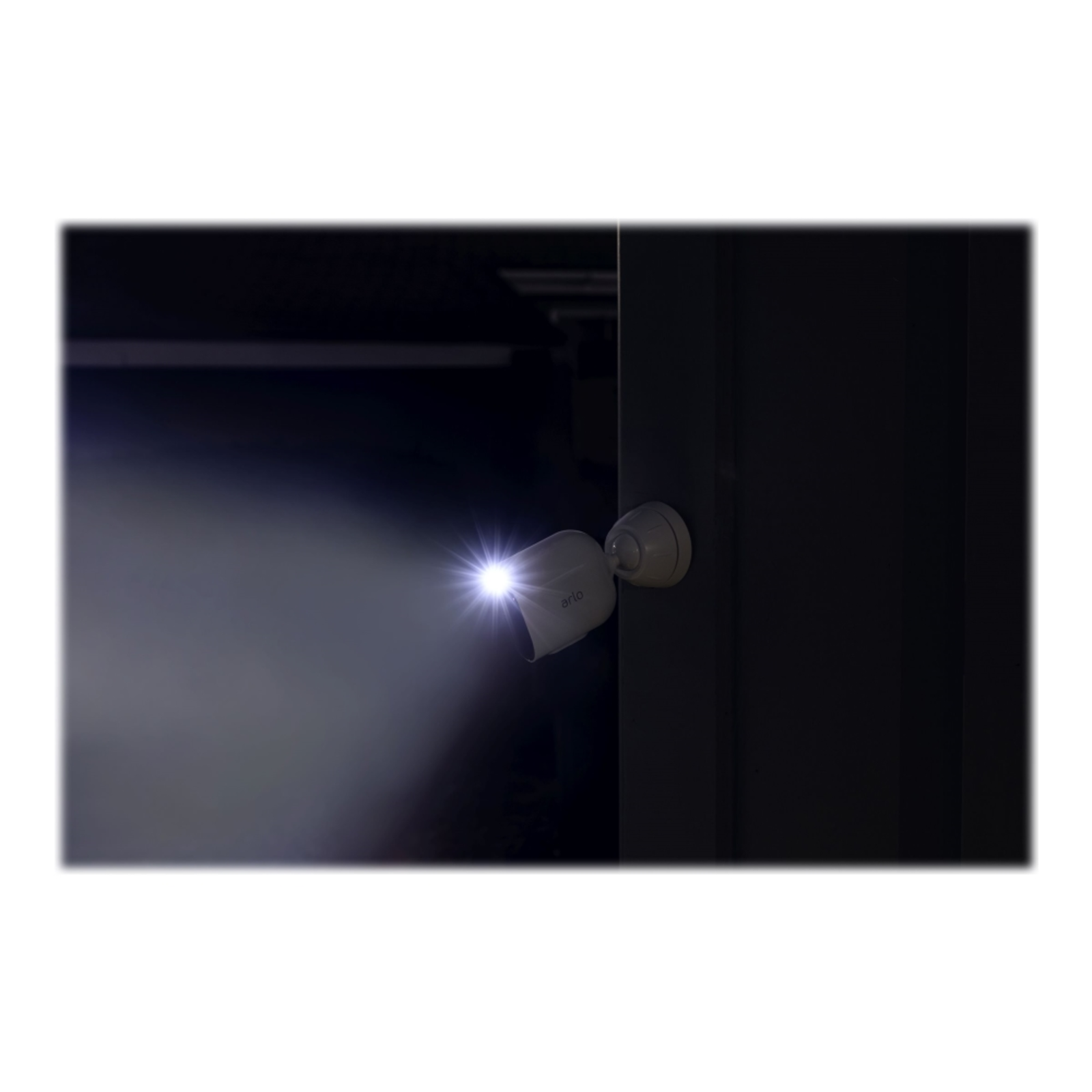 Arlo Ultra 2 Spotlight IP Security Camera Outdoor 3840 X 2160p Wall