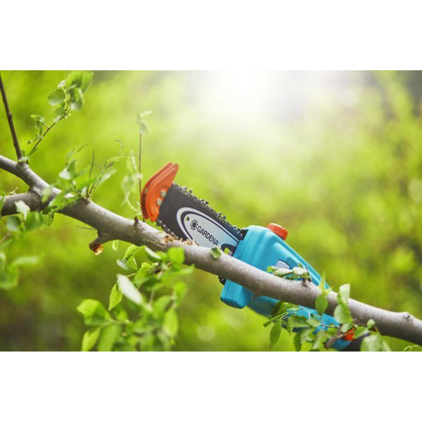 Gardena Cordless Telescopic Pole Pruner TCS 20 18V P4A Ready-To-Use Set Turquoise Grey